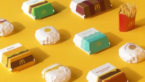 Colossi del fast-food: anche McDonald’s arriva con un nuovo packaging